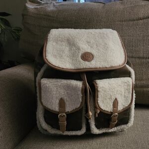 Bearpaw Faux Suede Shearling Trim Adjustable Deluxe Backpack – Camouflage